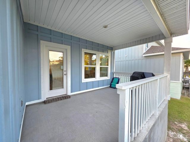 7904 Sweet Retreat Ln, Pensacola, FL 32507