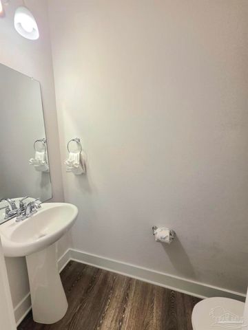 7904 Sweet Retreat Ln, Pensacola, FL 32507