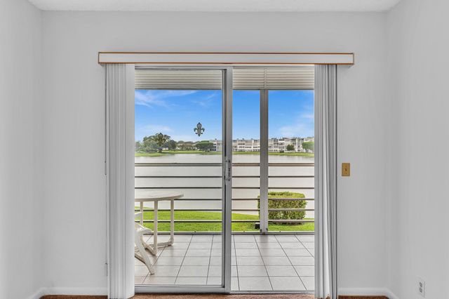 2066 Exeter D, Boca Raton, FL 33434