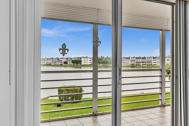 2066 Exeter D, Boca Raton, FL 33434