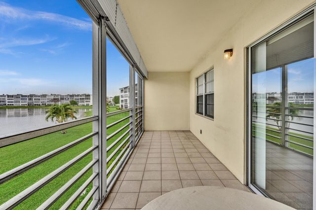 2066 Exeter D, Boca Raton, FL 33434