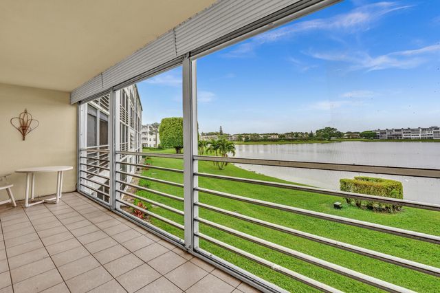 2066 Exeter D, Boca Raton, FL 33434