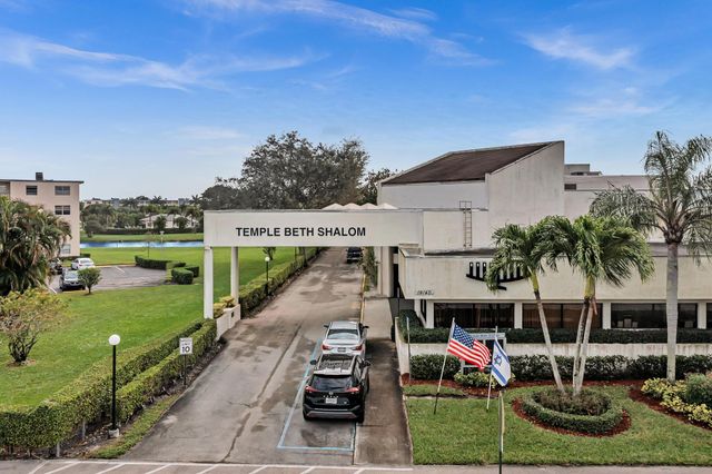 2066 Exeter D, Boca Raton, FL 33434