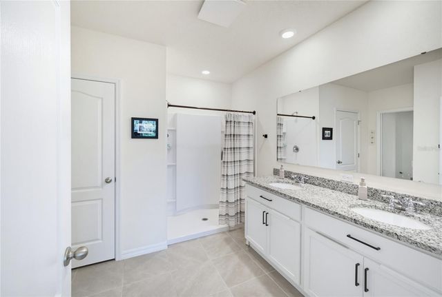 3432 ISLEWOOD COURT, Ocoee, FL 34761