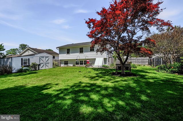 881 BROADFIELD DR, Newark, DE 19713