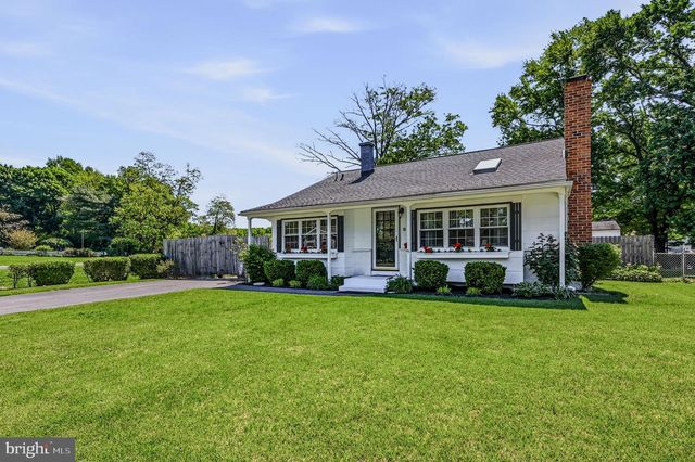 881 BROADFIELD DR, Newark, DE 19713