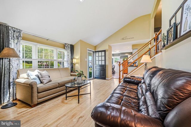 881 BROADFIELD DR, Newark, DE 19713