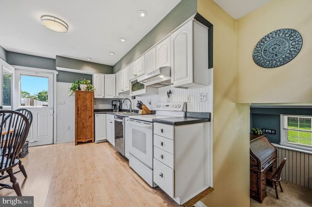 881 BROADFIELD DR, Newark, DE 19713