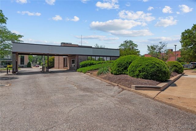 105 N Main St, Hopewell, VA 23860