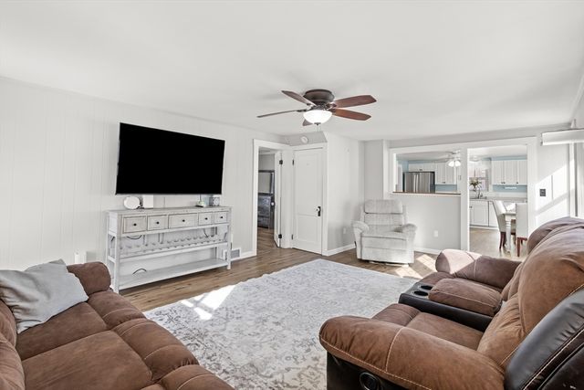 75 Electric St, Manchester, NH 03102