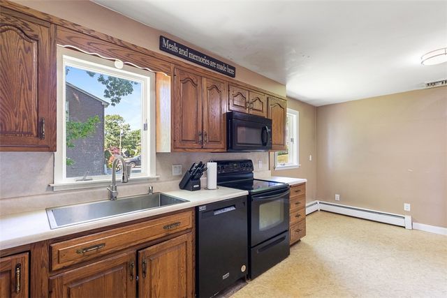 20 Terrace Avenue, Cumberland, RI 02864