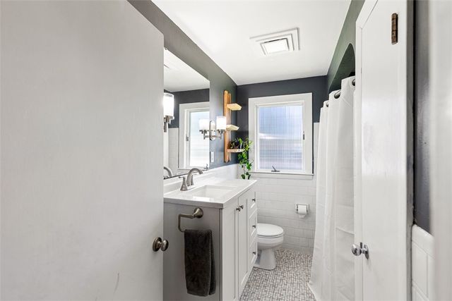 20 Terrace Avenue, Cumberland, RI 02864