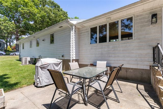 20 Terrace Avenue, Cumberland, RI 02864