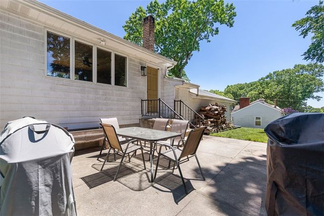 20 Terrace Avenue, Cumberland, RI 02864