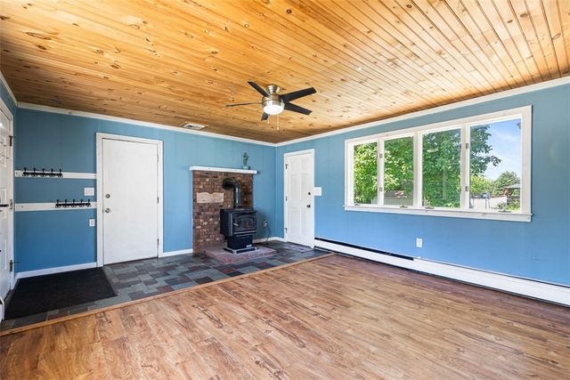 20 Terrace Avenue, Cumberland, RI 02864