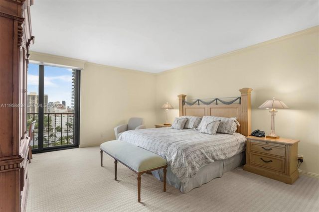 19667 Turnberry Way 12-E, Aventura, FL 33180