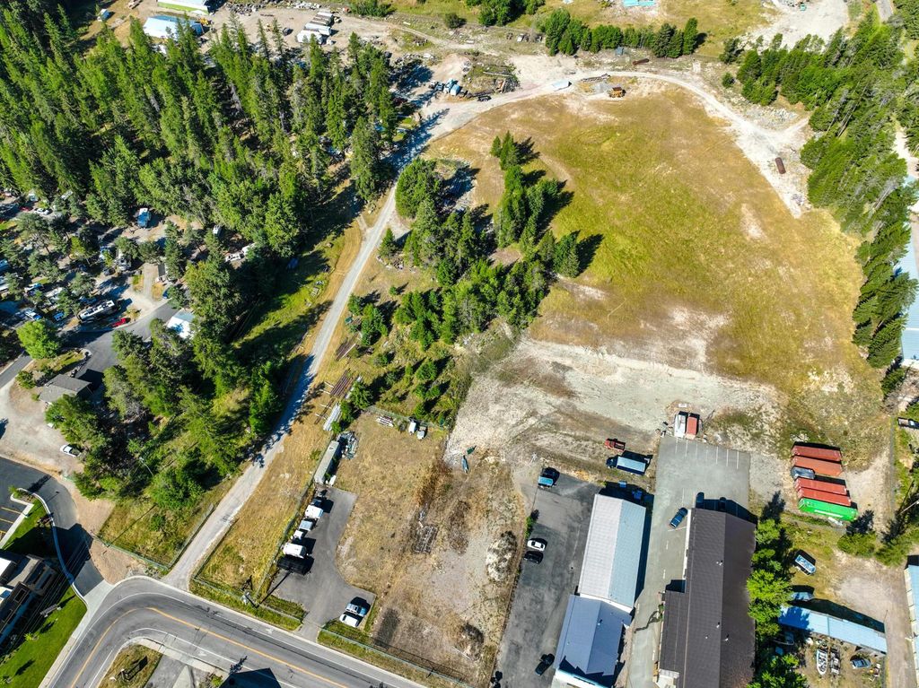 1860 Baker Avenue, Whitefish, MT 59937 photo 14