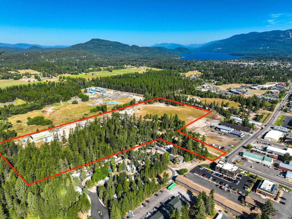 1860 Baker Avenue, Whitefish, MT 59937 photo 2