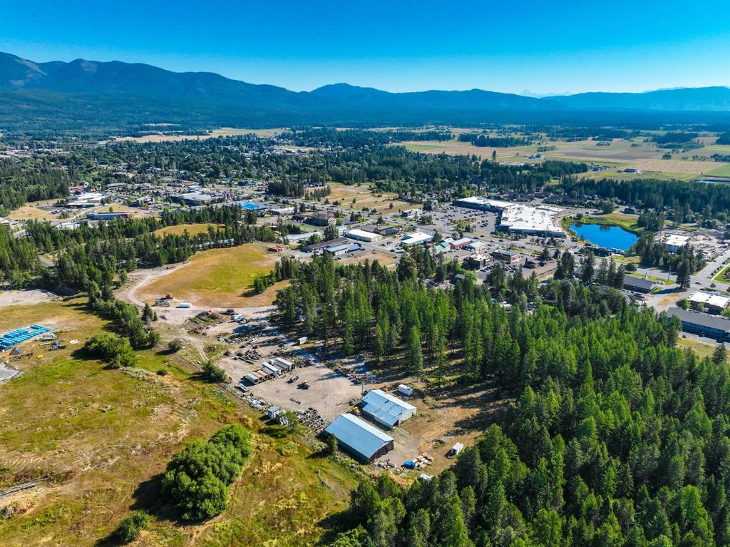 1860 Baker Avenue, Whitefish, MT 59937 photo 4