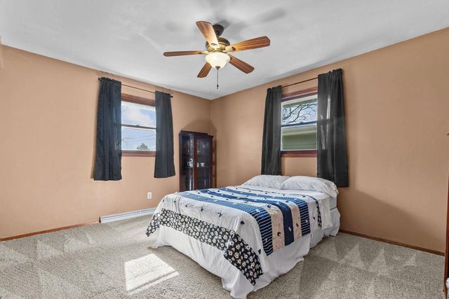1031 W ROBERTS AVENUE, Appleton, WI 54914