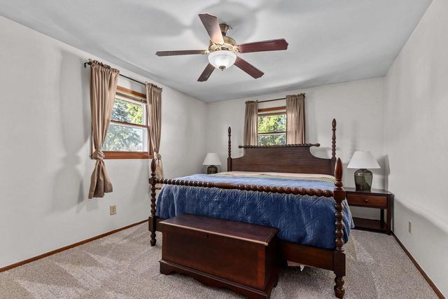 1031 W ROBERTS AVENUE, Appleton, WI 54914