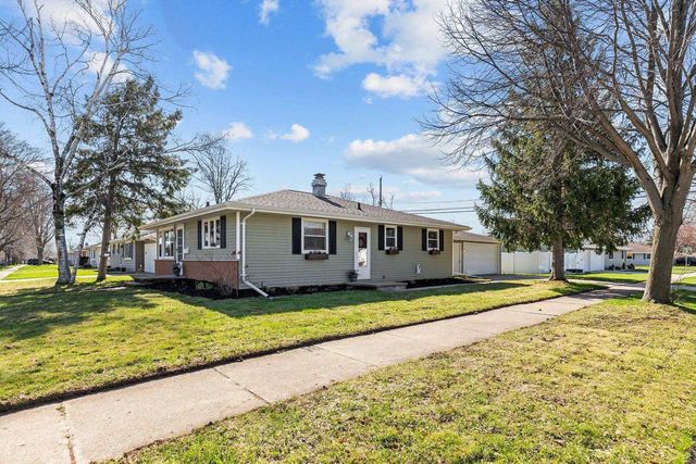 1031 W ROBERTS AVENUE, Appleton, WI 54914