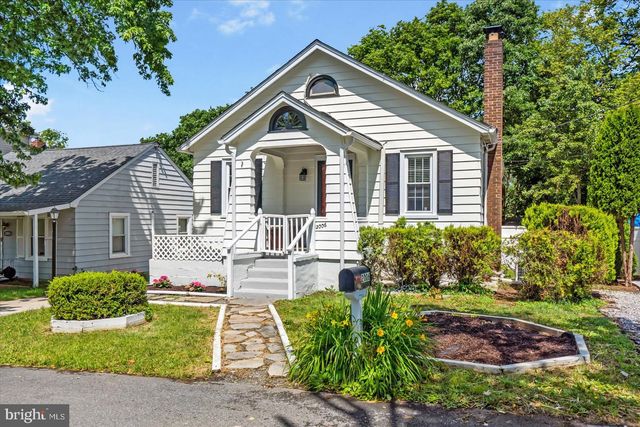 2006 WINDSOR PL, Baltimore, MD 21207