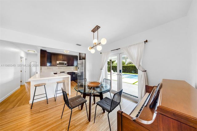 172 Bentley Dr, Miami Springs, FL 33166