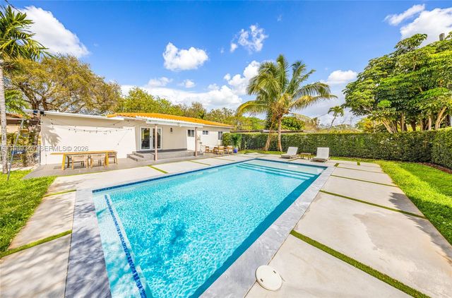 172 Bentley Dr, Miami Springs, FL 33166