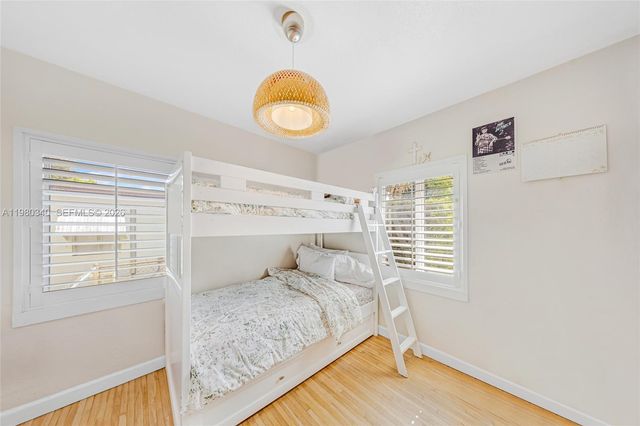 172 Bentley Dr, Miami Springs, FL 33166