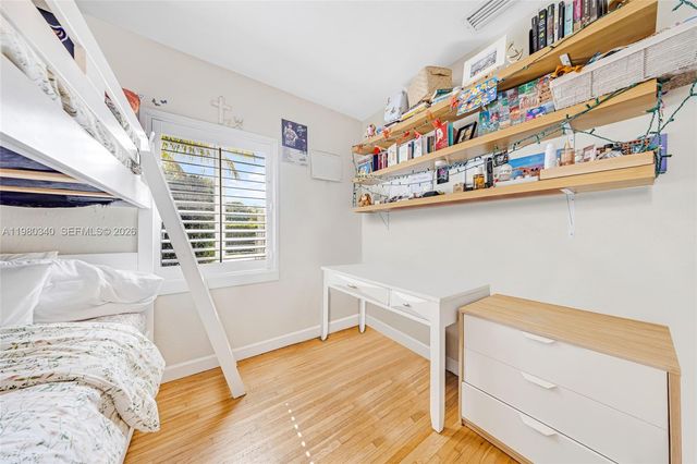 172 Bentley Dr, Miami Springs, FL 33166