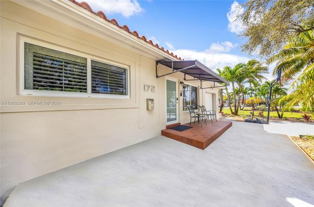 172 Bentley Dr, Miami Springs, FL 33166