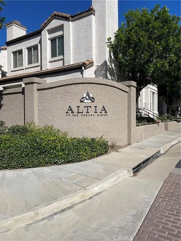 1048 Explanada 102, Corona, CA 92879