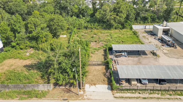 4524 Pinemont Drive, Houston, TX 77018