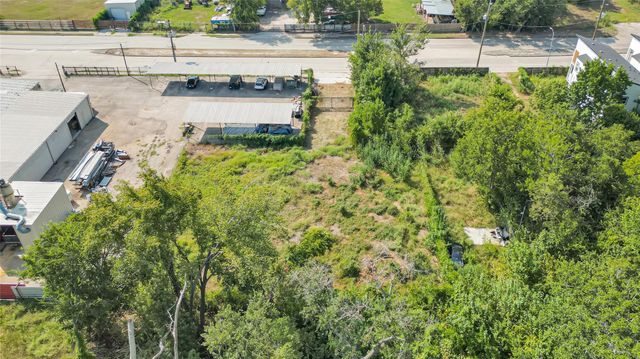 4524 Pinemont Drive, Houston, TX 77018