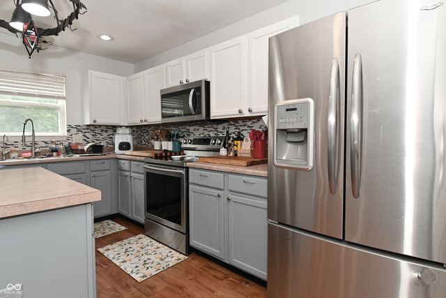 6463 Glory Maple Lane, Indianapolis, IN 46221