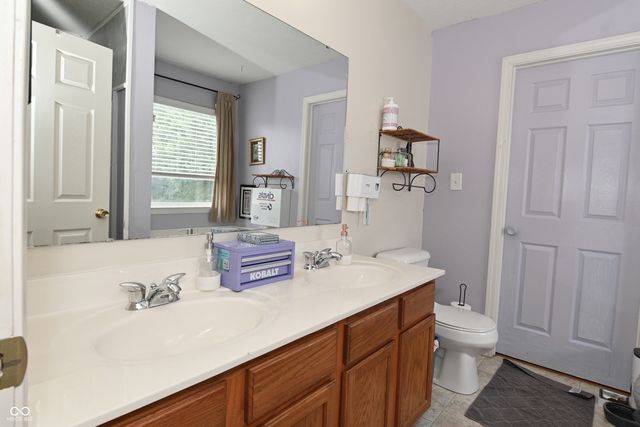 6463 Glory Maple Lane, Indianapolis, IN 46221