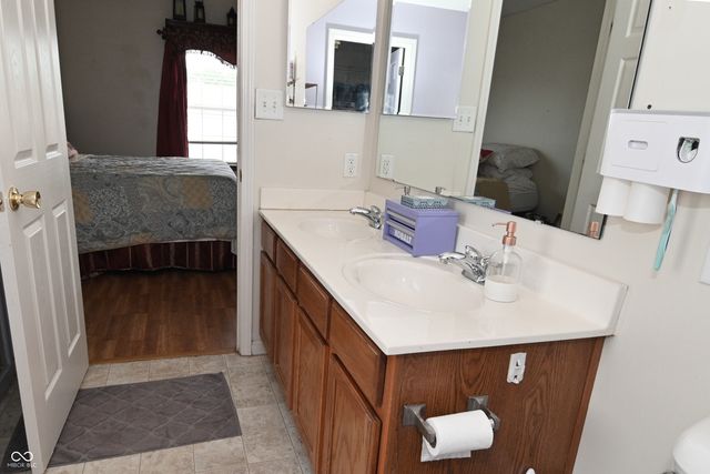 6463 Glory Maple Lane, Indianapolis, IN 46221