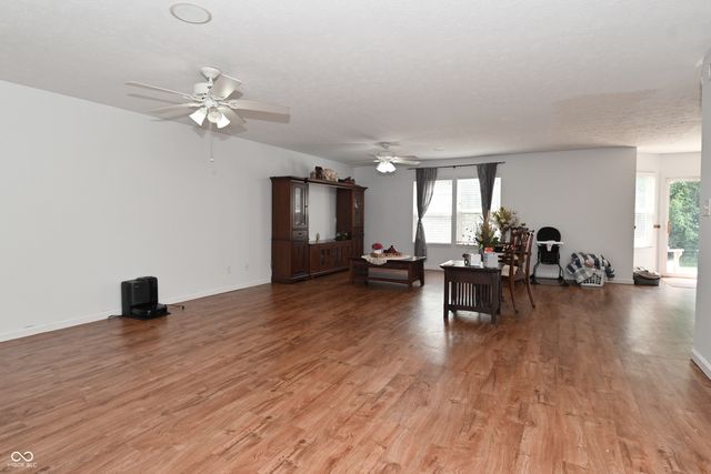 6463 Glory Maple Lane, Indianapolis, IN 46221