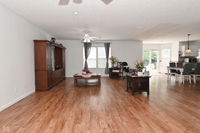 6463 Glory Maple Lane, Indianapolis, IN 46221