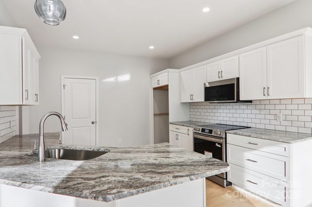 119 Lincoln Ridge Drive 1, Candler, NC 28715