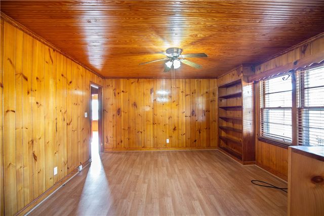 1218 Friendship Road, Seneca, SC 29678