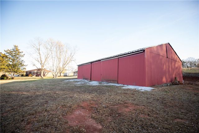 1218 Friendship Road, Seneca, SC 29678