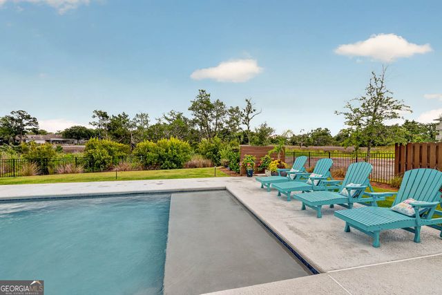28 Orchard Road, St. Simons, GA 31522