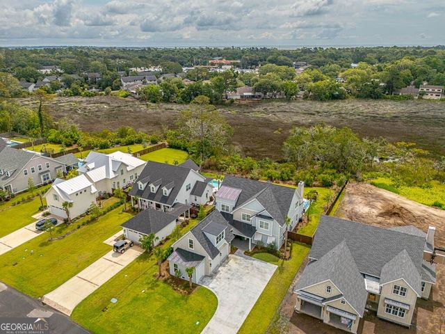 28 Orchard Road, St. Simons, GA 31522