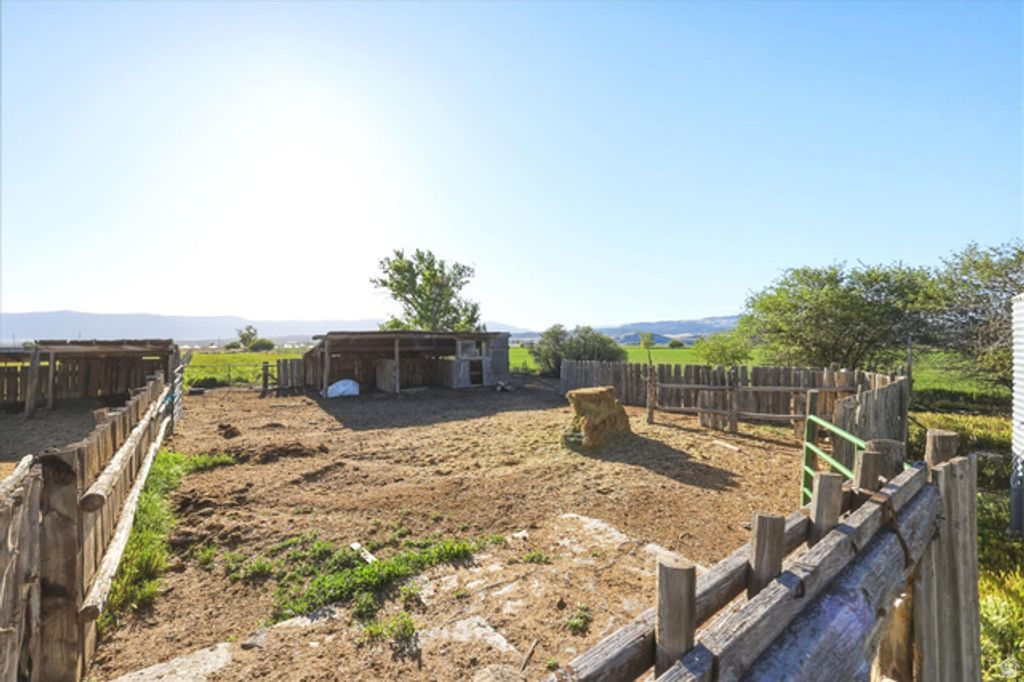 Image 32 of property listing at 17845 N 8250 E, Mt Pleasant, UT 84647