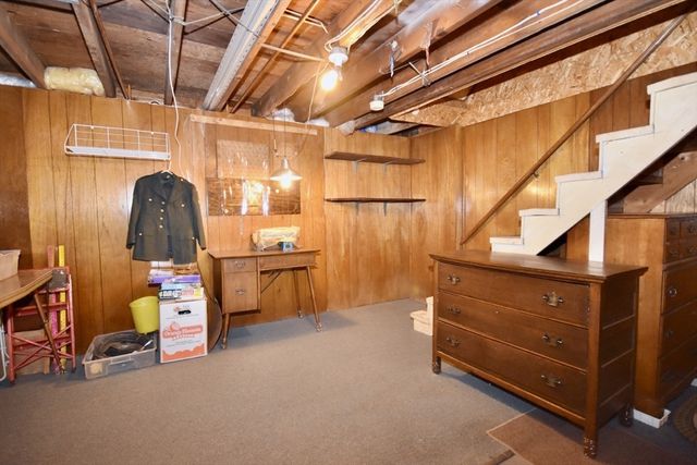 23 Oliveira Ave, Acushnet, MA 02743