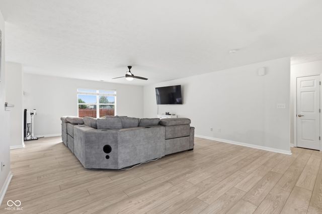 4459 Everest Drive S, Westfield, IN 46062