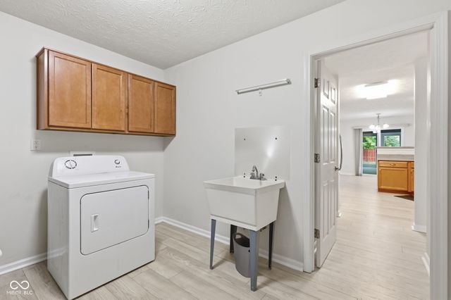 4459 Everest Drive S, Westfield, IN 46062