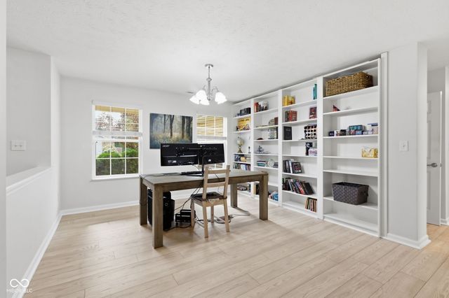 4459 Everest Drive S, Westfield, IN 46062